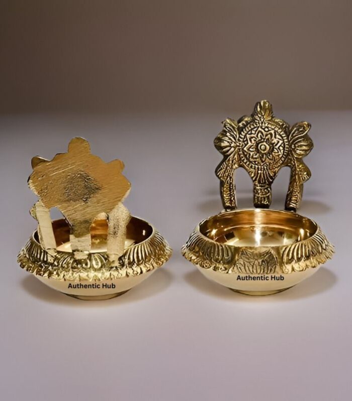 Brass 3 inch Shanku Chakra kuber Diya