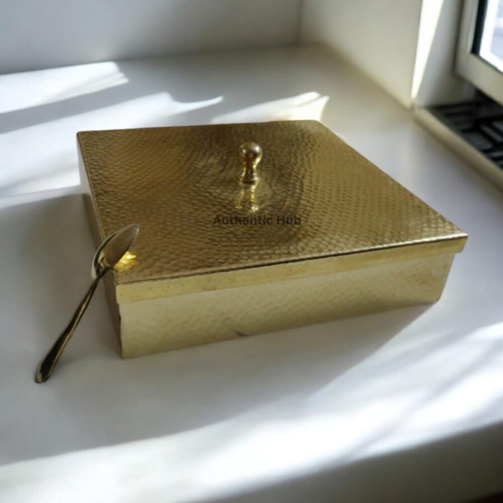 Square brass spice box - Image 2